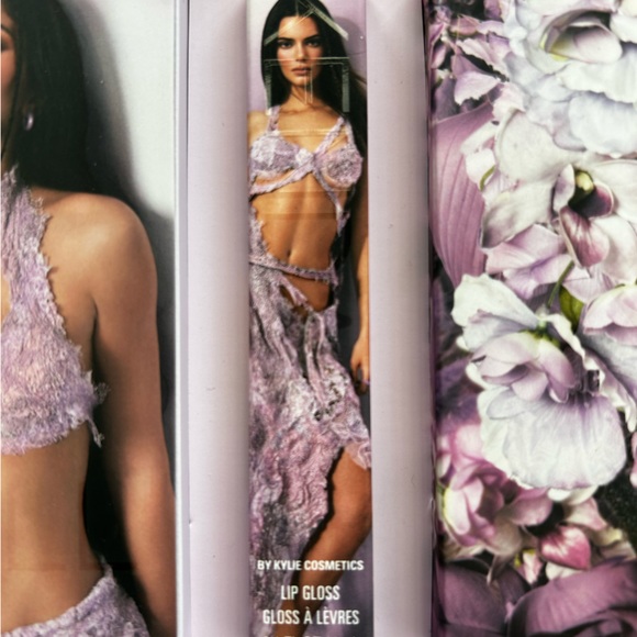 Signed Kendall Collection By Kylie Cosmetics PR set. Signed by Kendall and Kylie - Picture 6 of 9